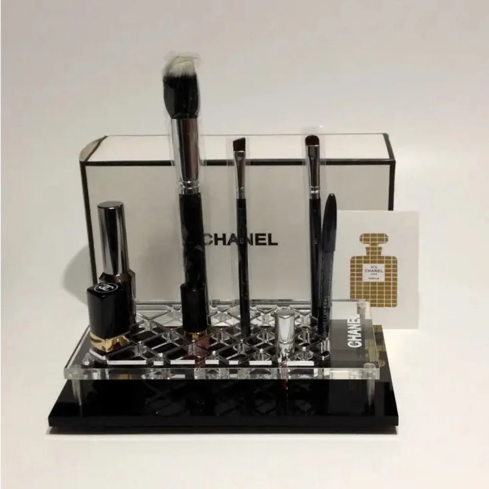Chanel Makeup & Brush Holder - Picture 1 of 3